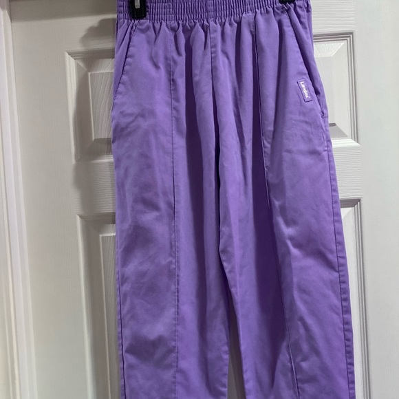 Landau ladies scrubs are a size Small/P - Picture 7 of 8